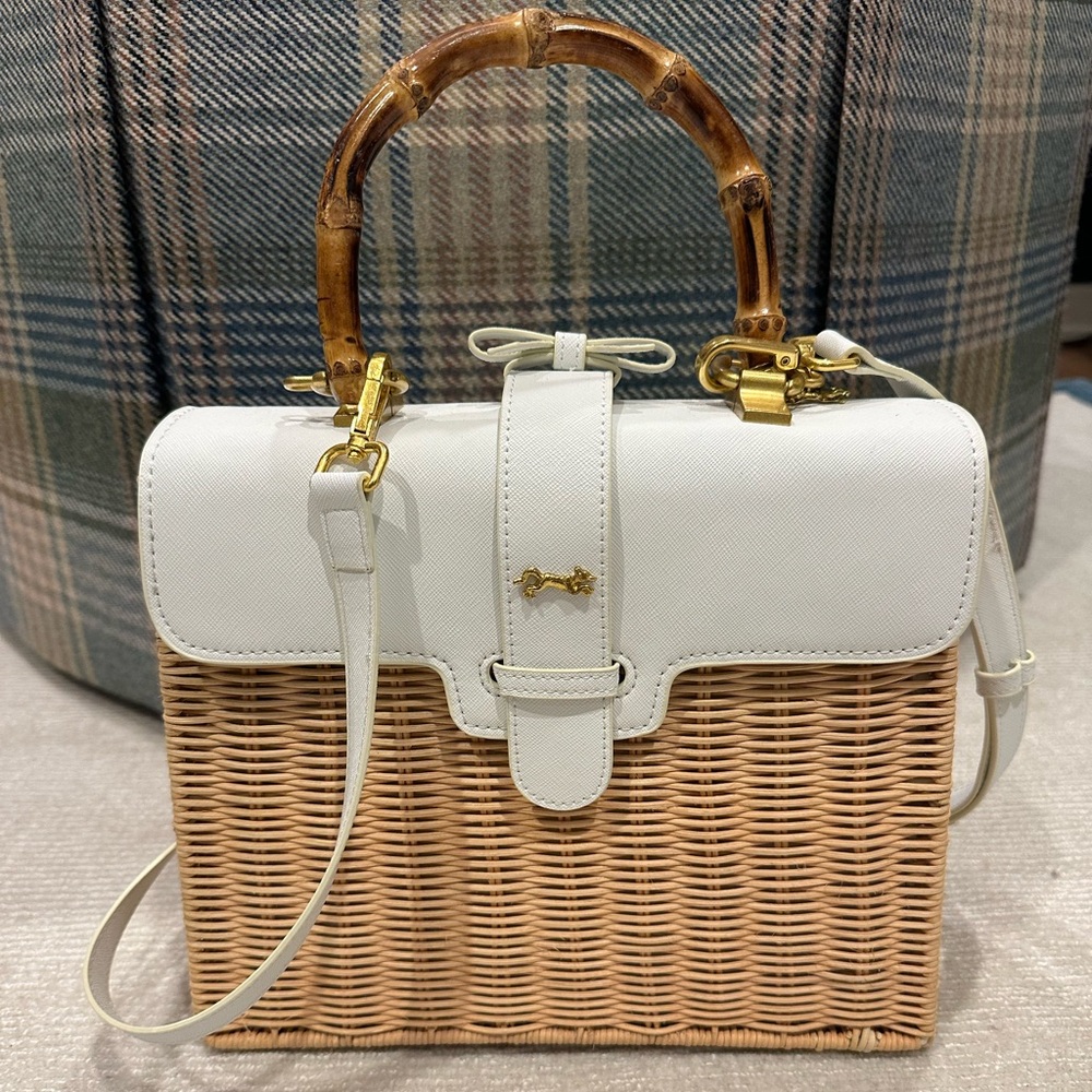 MME.MINK MISS ONASSIS basket bag